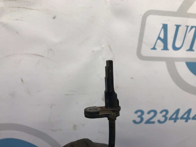 Датчик ABS задний левый IMPREZA 11-17 2015 Хетчбек 2.0