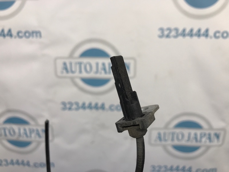 Датчик ABS передний левый SUZUKI KIZASHI 09-14