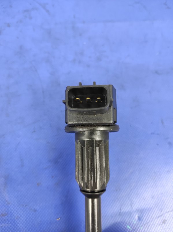 Катушка зажигания MICRA 03-11 CR12 Катушка зажигания MICRA 03-11 CR12