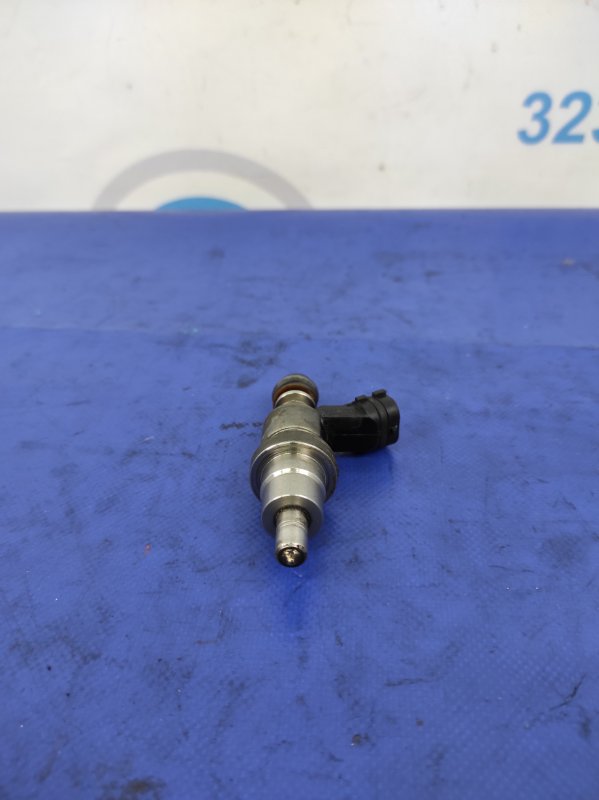 Форсунка топливная RAV4 00-05 2.4