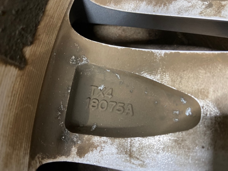 Диск R18 RDX 12-19 2014 Внедорожник 3.5 J35Z2