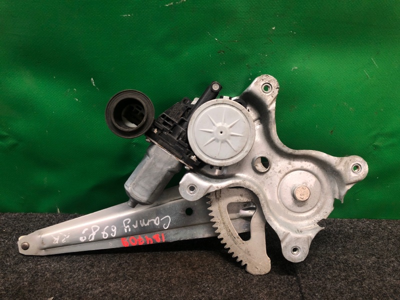 Стеклоподъемник задний правый TOYOTA CAMRY 40 06-11 2007 AHV40 2.4 2AZFXE 69803-06110 Б/У