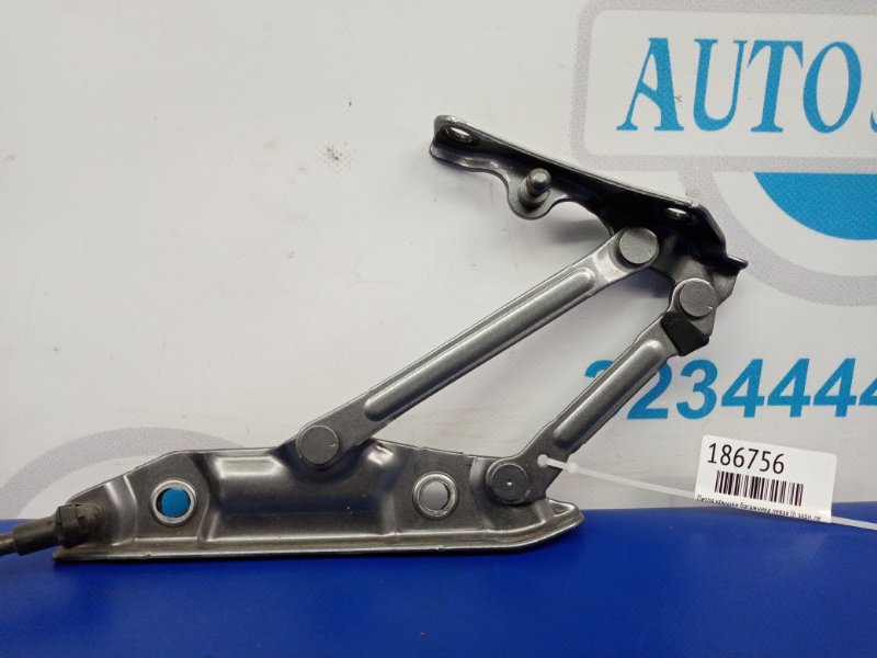 Петля крышки багажника задняя левая INFINITI Q50 15-20 Седан 84401-1MA0A Б/У