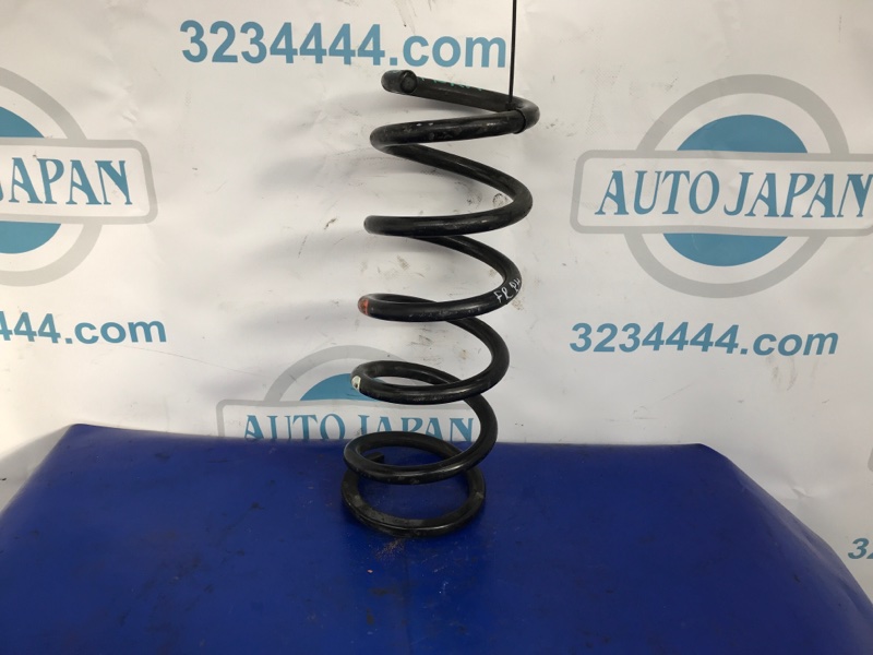 Пружина передней подвески передняя правая LEXUS GS350 GS300 05-11 48131-30A70 Б/У