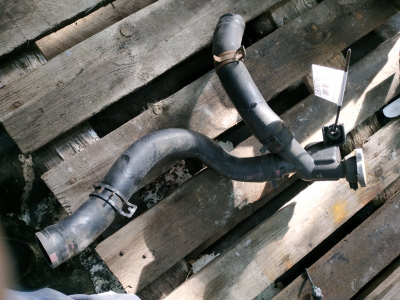 Горловина радиатора KIA SOUL AM 08-13 2012 Хетчбек 2.0 25329-2K100 Б/У