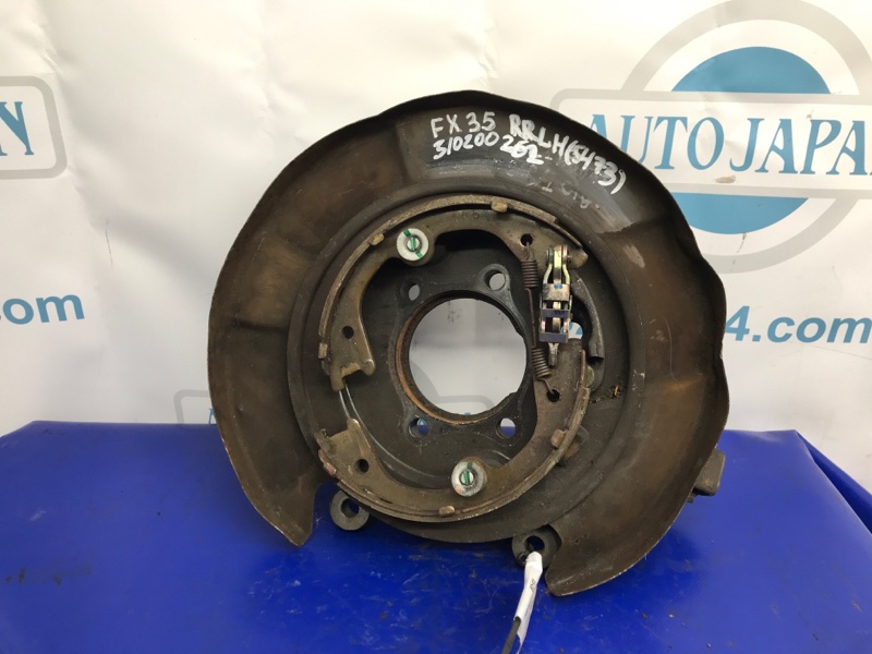 Цапфа задняя левая FX S50 03-08 2004 Внедорожник 3.5