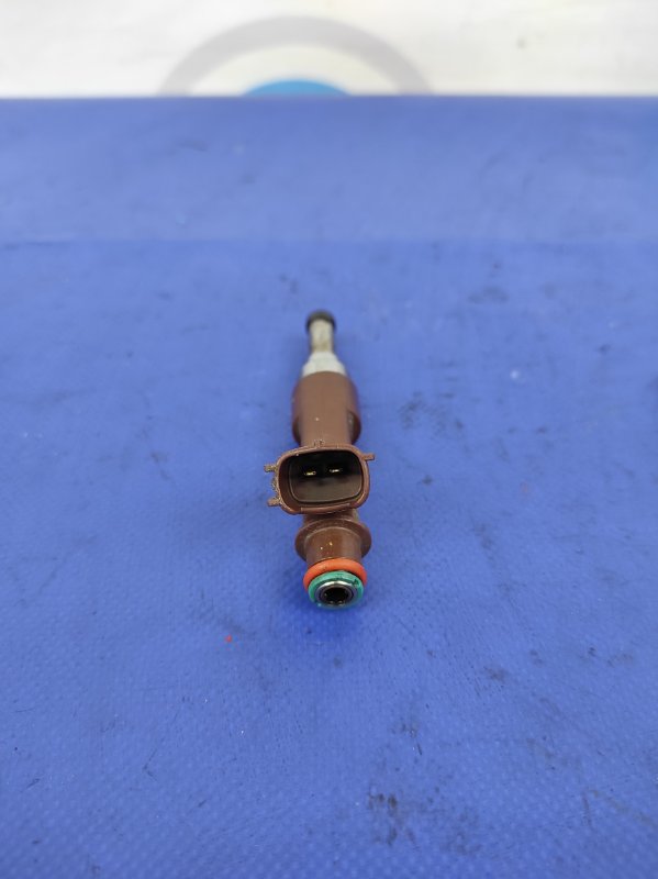 Форсунка топливная COROLLA 12-19 E180 1NR-FE Форсунка топливная COROLLA 12-19 E180 1NR-FE