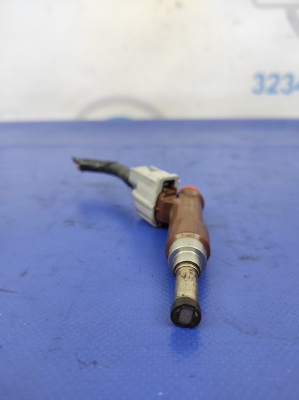 Форсунка топливная TOYOTA COROLLA 12-19 E180 1NR-FE Форсунка топливная TOYOTA COROLLA 12-19 E180 1NR-FE