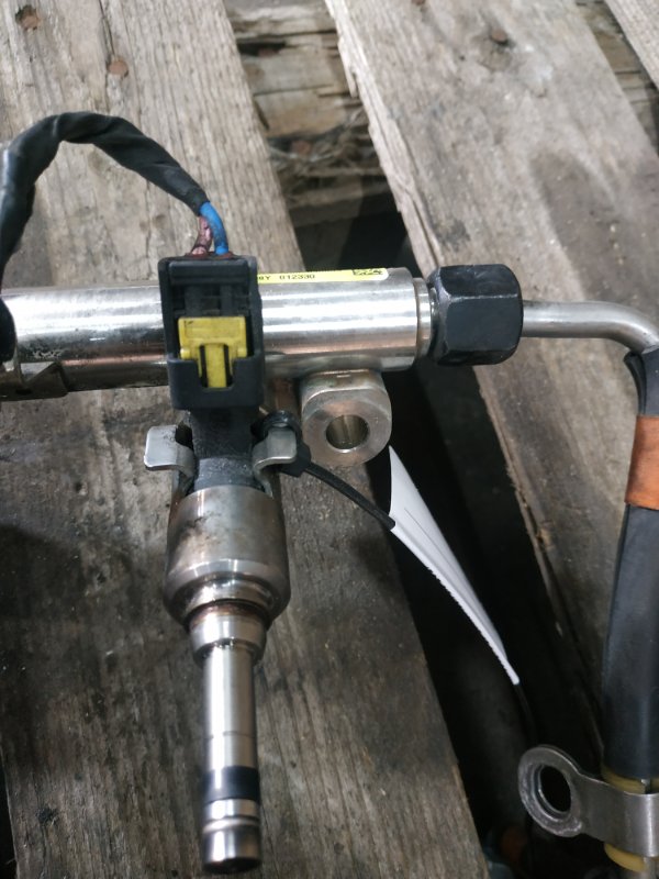 Форсунка топливная KIA SOUL PS 13-19 PS 1.6