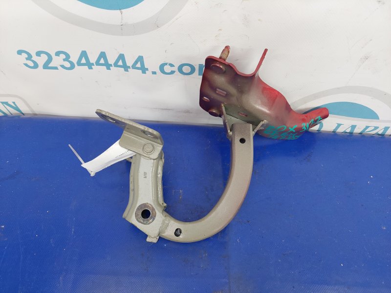 Петля крышки багажника правая RDX 19- 2019 Внедорожник 2.0