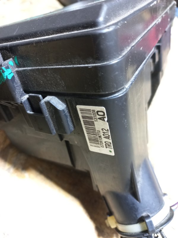 Блок предохранителей моторный отсек ILX 12-16 2014 UDE 2.0 R20A3 Блок предохранителей моторный отсек ILX 12-16 2014 UDE 2.0 R20A3