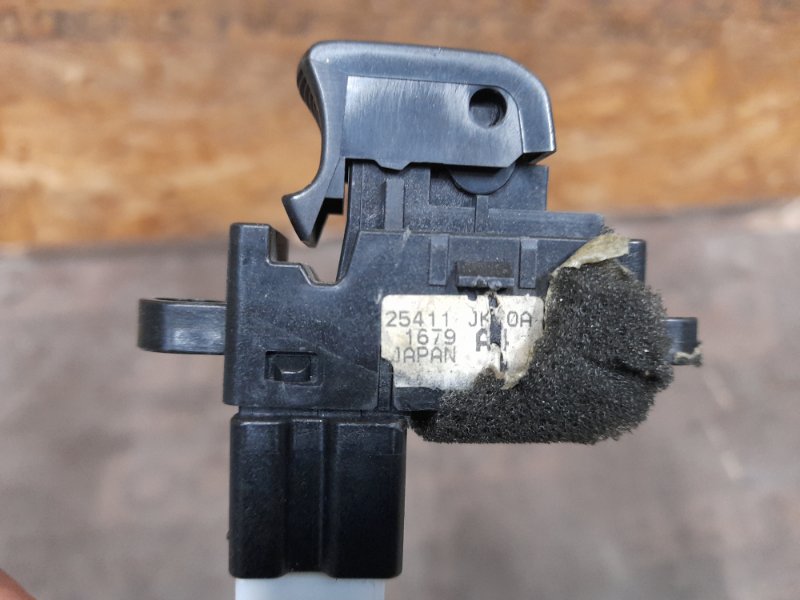 Кнопка стеклоподъемника задняя правая FX/QX70 S51 08-17 2009 S51 3.5 VQ35HR