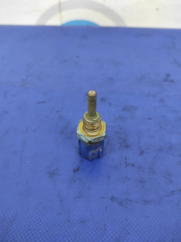 Датчик температуры охлаждающей жидкости NISSAN MAXIMA A32 94-99 VQ20