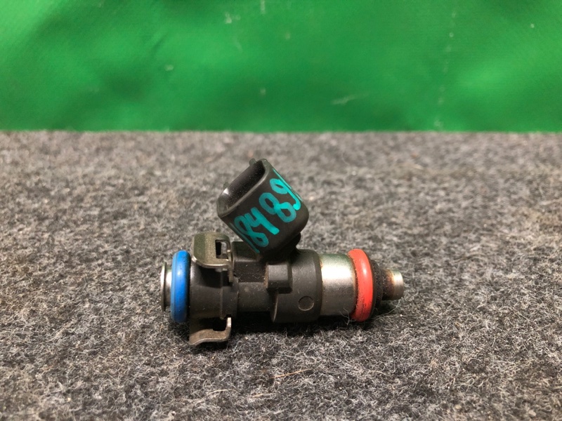 Форсунка топливная MAZDA CX-9 06-16 2008 Внедорожник 3.7 CY01-13-250 Б/У