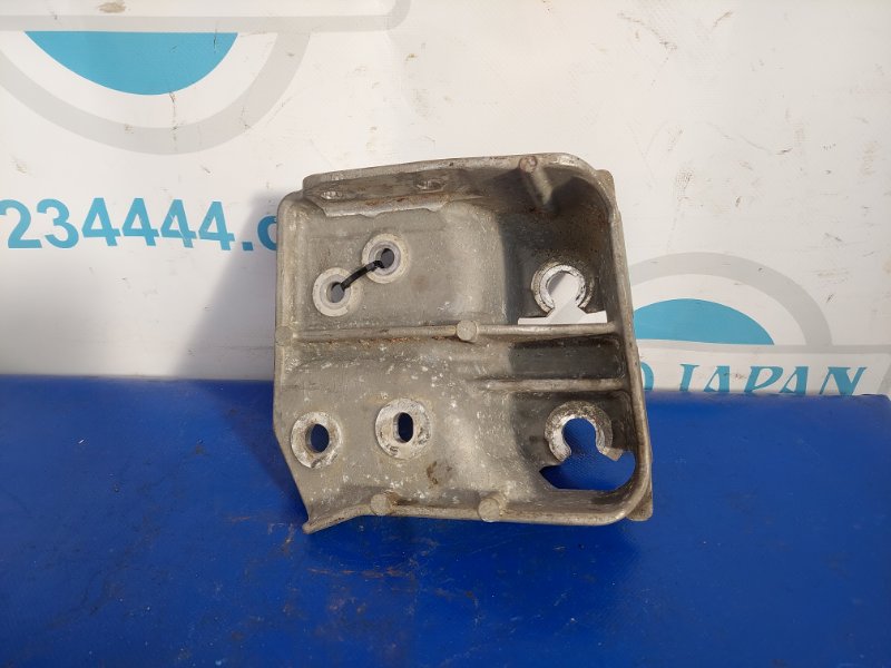 Кронштейн двигателя правый SUBARU LEGACY BN 14-18 Седан 2.5 FB25B