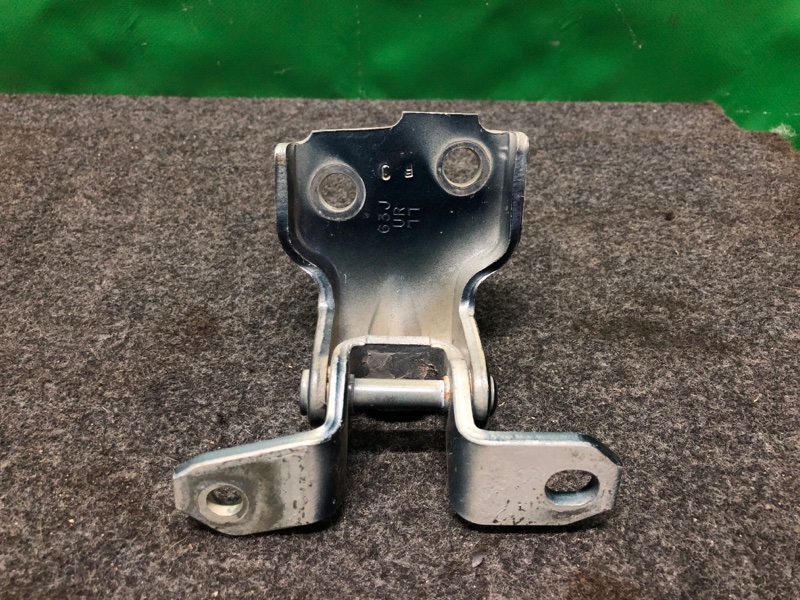 Петля двери нижняя передняя левая KIZASHI 09-14 2013 RE91 J24B