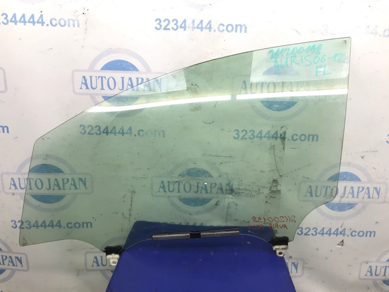 Стекло двери переднее левое TOYOTA AURIS 06-12 68102-02230 Б/У