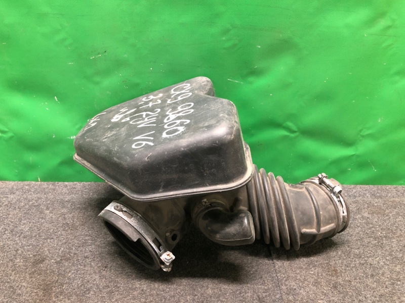 Запчасть патрубок воздушного фильтра MAZDA CX-9 06-16 2008 Внедорожник 3.7 CY01-13-220A Б/У Патрубок воздушного фильтра MAZDA CX-9 06-16 2008 Внедорожник 3.7 CY01-13-220A Б/У