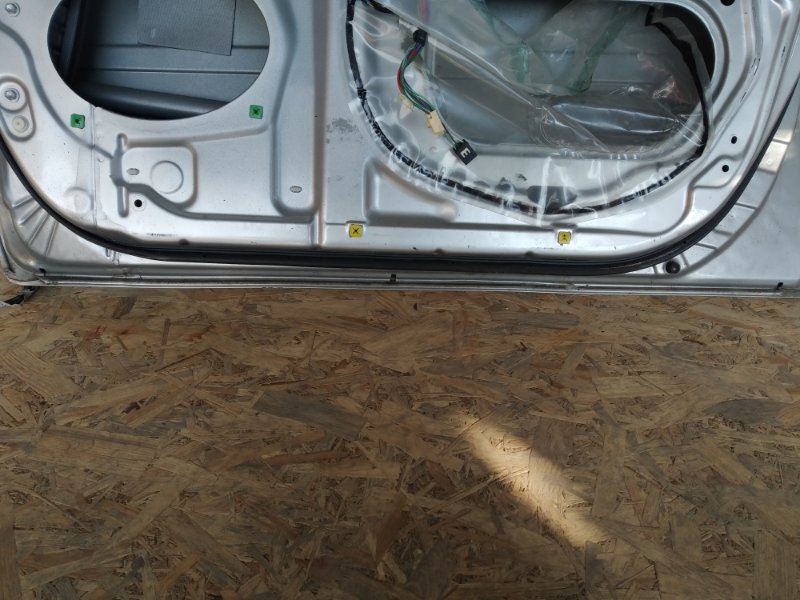 Дверь передняя правая CAMRY 30 02-06 2003 MCV30 3.0 1MZFE