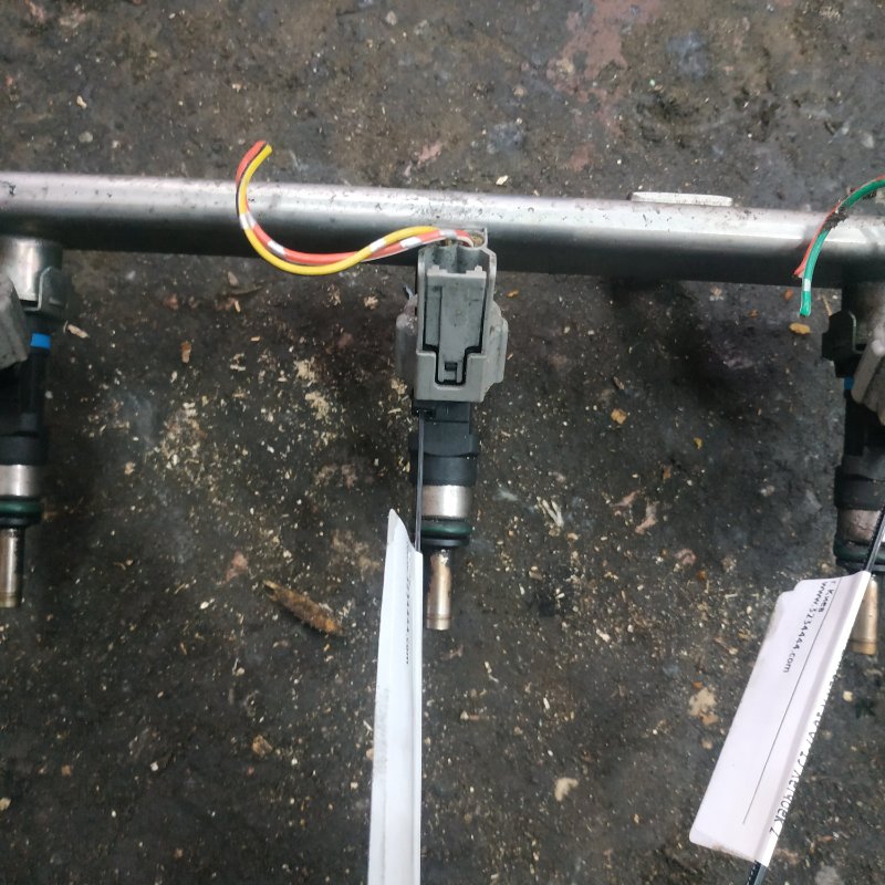 Форсунка топливная LANCER X 10 07-15 2010 Хетчбек 2.4 4B12 Форсунка топливная LANCER X 10 07-15 2010 Хетчбек 2.4 4B12