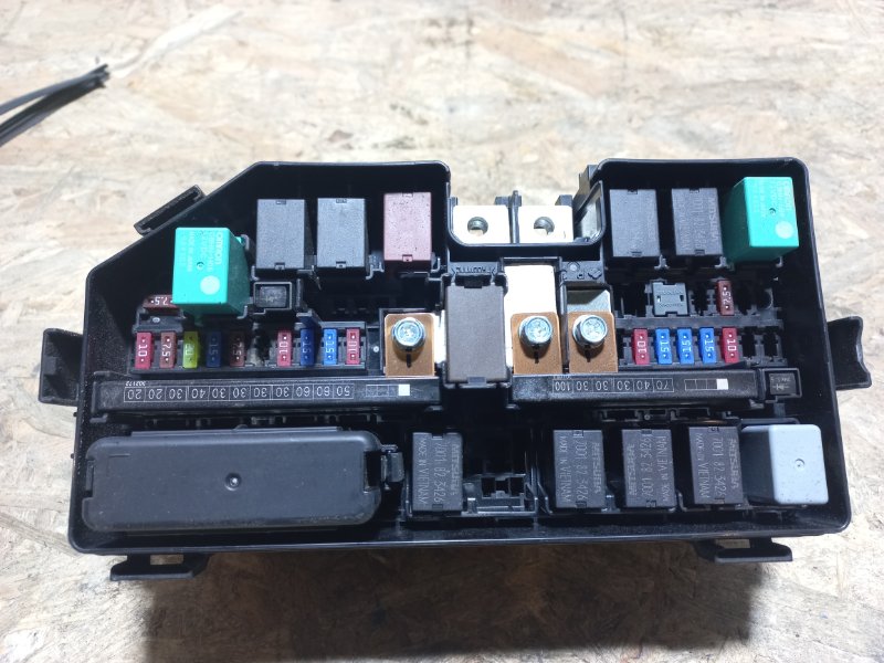 Запчасть блок предохранителей моторный отсек ACURA ILX 12-16 2014 UDE 2.0 R20A3 32200-TX6-A01 Б/У Блок предохранителей моторный отсек ACURA ILX 12-16 2014 UDE 2.0 R20A3 32200-TX6-A01 Б/У