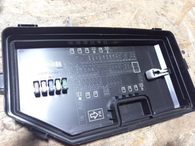 Блок предохранителей моторный отсек ILX 12-16 2014 UDE 2.0 R20A3 Блок предохранителей моторный отсек ILX 12-16 2014 UDE 2.0 R20A3