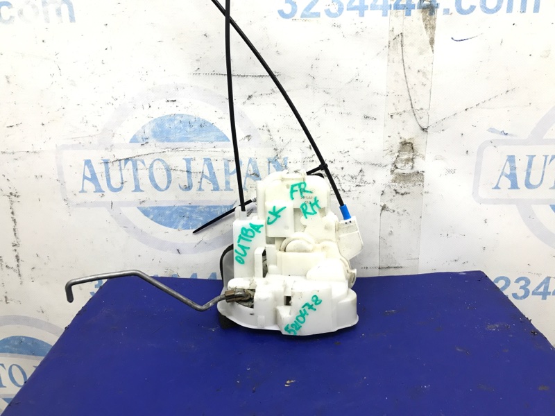 Замок двери передний правый SUBARU OUTBACK 09-14 BR 2011 Внедорожник 3.6 EZ36 61032AJ00A Б/У