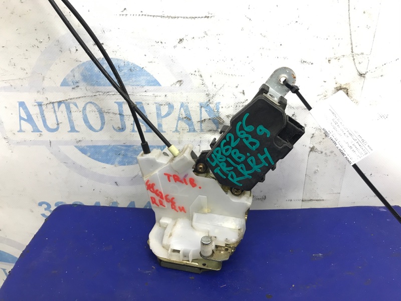 Замок двери задний правый SUBARU TRIBECA B9 05-07 61034XA00A Б/У