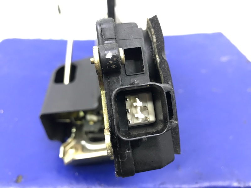 Замок двери задний правый SPORTAGE KM 04-10