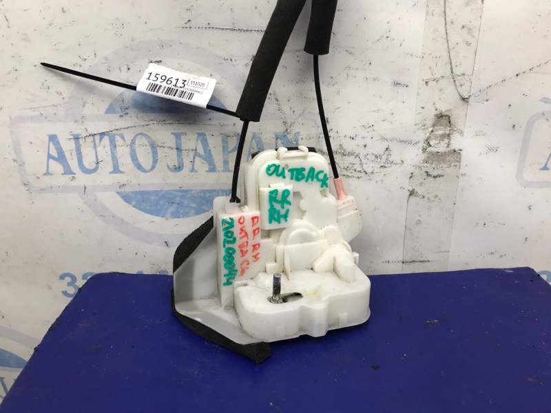 Замок двери задний правый SUBARU OUTBACK 09-14 BR 2011 Внедорожник 2.5 61035AJ00A Б/У