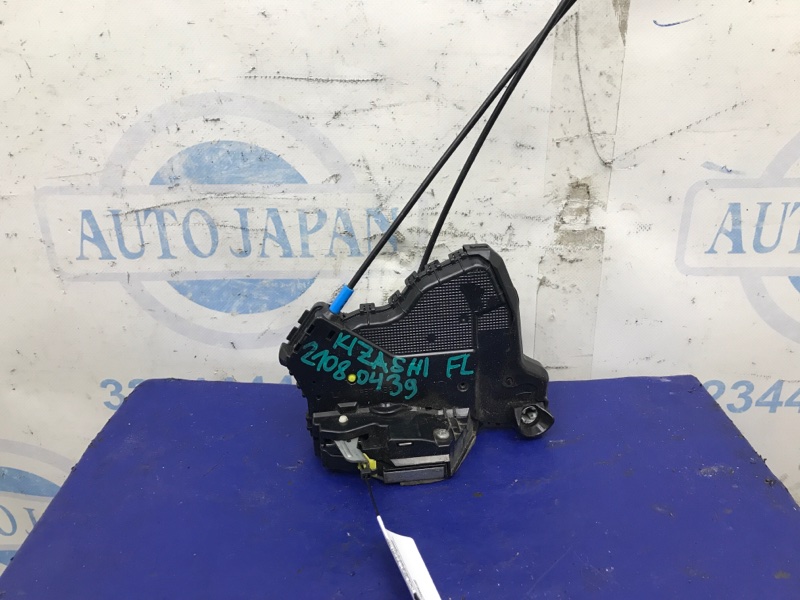 Замок двери передний левый SUZUKI KIZASHI 09-14 82250-57L33 Б/У