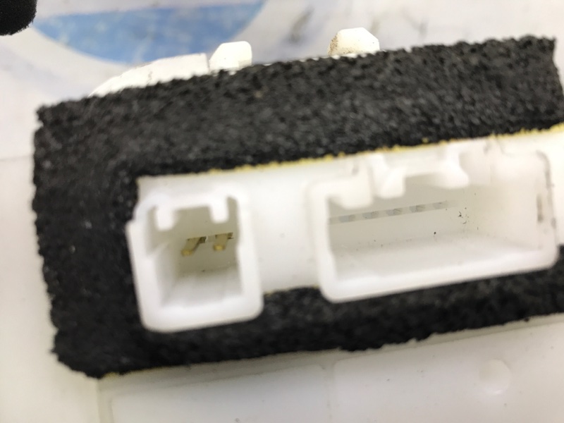 Замок двери задний левый SUBARU OUTBACK 09-14 BR Внедорожник 3.6 EZ36