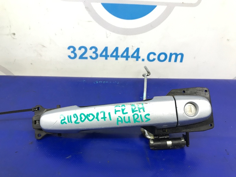Ручка двери наружная передняя правая TOYOTA AURIS 06-12 6921012320A5 Б/У