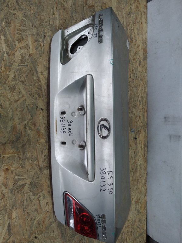 Крышка багажника ES300 ES330 01-06