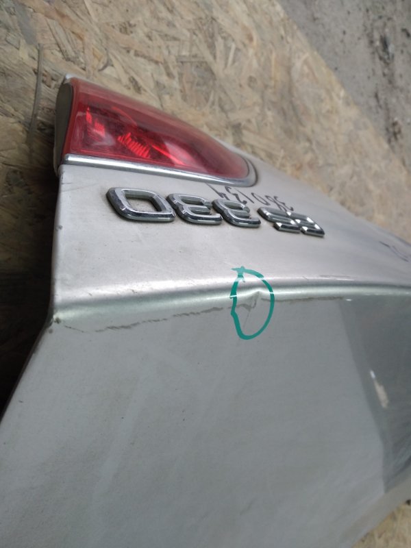 Крышка багажника ES300 ES330 01-06
