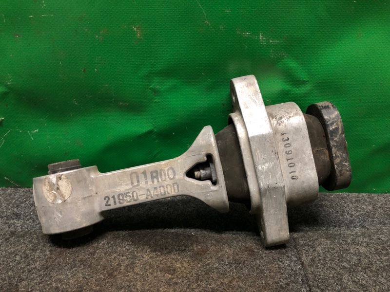 Подушка двигателя задняя KIA SOUL PS 13-19 2014 PS 2.0 21950-A4000 Б/У