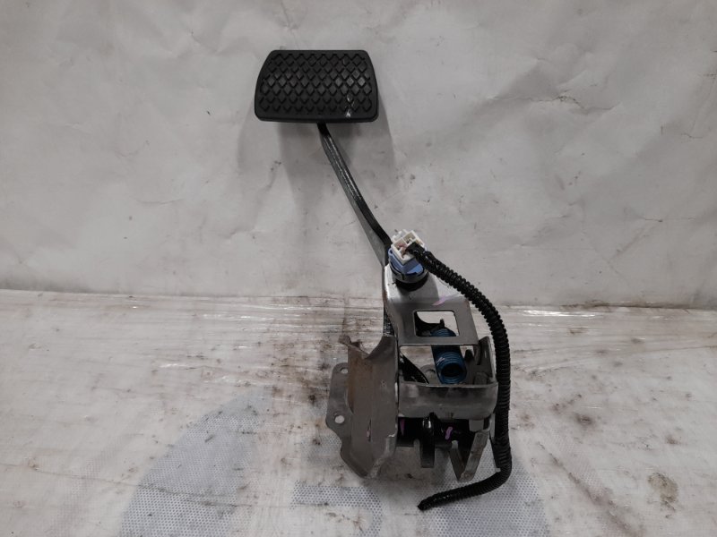 Запчасть педаль тормоза ACURA RDX 12-19 2014 Внедорожник 3.5 J35Z2 46600-TX4-A81 Б/У Педаль тормоза ACURA RDX 12-19 2014 Внедорожник 3.5 J35Z2 46600-TX4-A81 Б/У