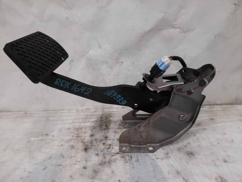 Педаль тормоза RDX 12-19 2014 Внедорожник 3.5 J35Z2 Педаль тормоза RDX 12-19 2014 Внедорожник 3.5 J35Z2