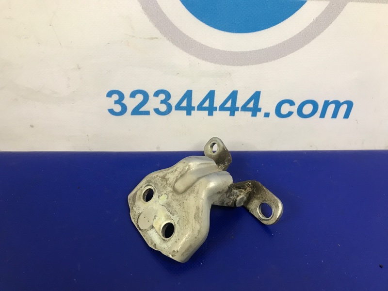 Петля двери верхняя передняя правая KIA SORENTO BL 02-09