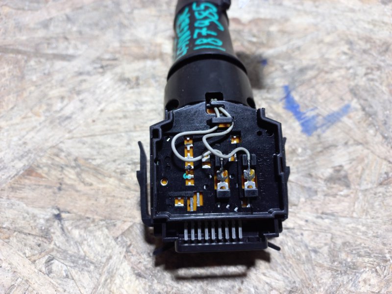 Подрулевой переключатель правый LANCER X 10 07-15 2010 Седан 2.0 4B11