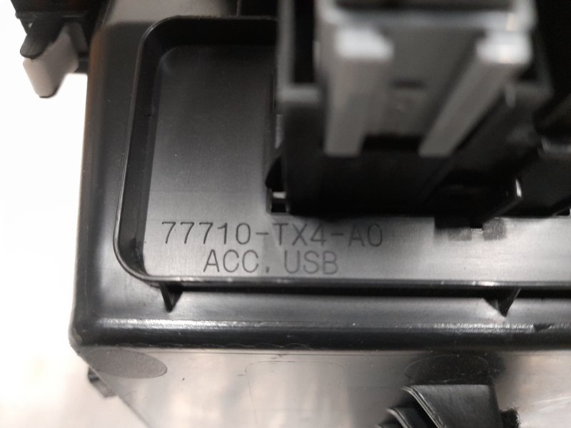 USB адаптер RDX 12-19 2014 Внедорожник 3.5 J35Z2