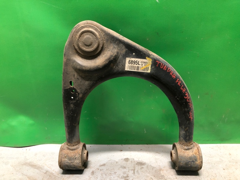 Рычаг передней подвески верхний передний левый TOYOTA TUNDRA 07-13 2007 USK56 5.7 3URFBE 48630-0C010 Б/У