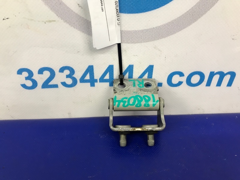 Петля крышки багажника задняя левая OUTLANDER GF 12-