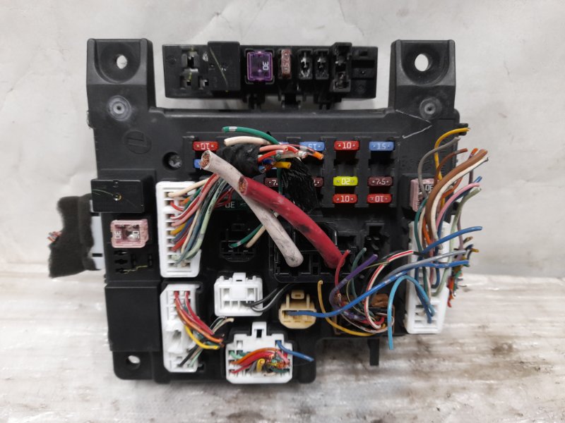 Блок предохранителей салон MITSUBISHI LANCER X 10 07-15 2010 Седан 2.0 4B11 8637A477 Б/У