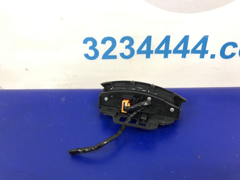 Кнопки на руль OUTLANDER XL 05-13 2007 Внедорожник 3.0 6B31