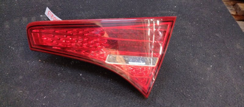 Фонарь внутренний задний правый KIA OPTIMA TF 11-16 2011 Седан 2.4 92404-2T110 Б/У