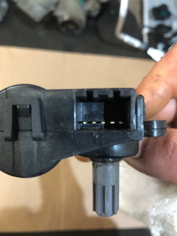 Моторчик заслонки печки HYUNDAI ELANTRA MD 10-15 Седан 1.8