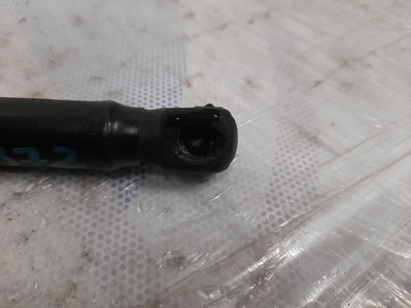 Амортизатор крышки багажника правый LANCER X 10 07-15 2010 Седан 2.0 4B11