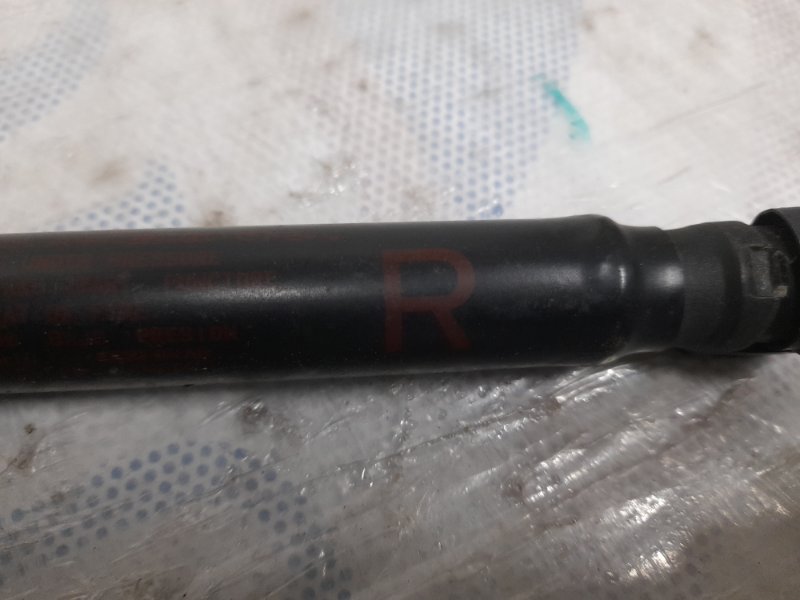 Амортизатор крышки багажника правый LANCER X 10 07-15 2010 Седан 2.0 4B11