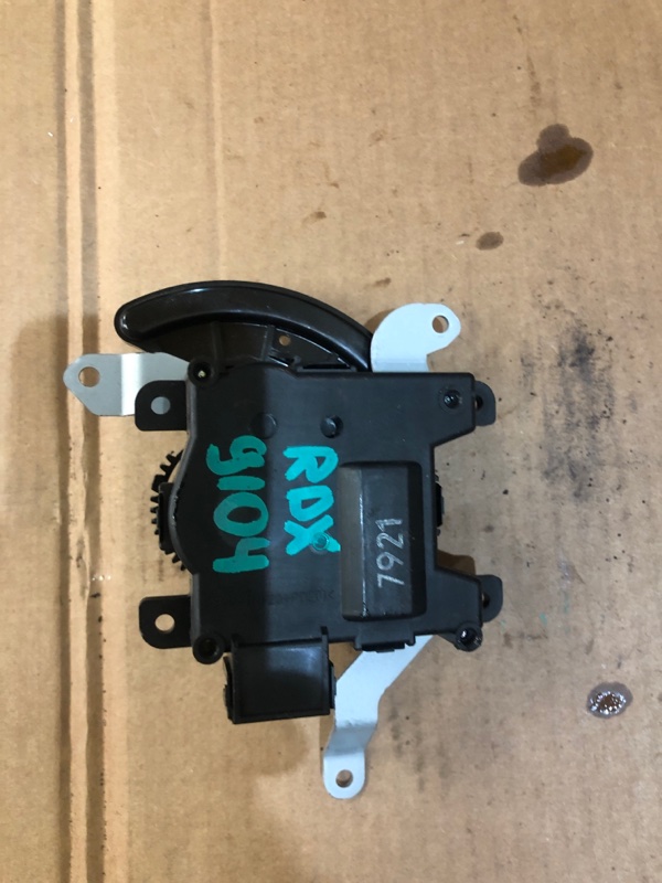 Моторчик заслонки печки ACURA RDX 12-19 2018 Внедорожник 3.5 79160-T0A-A41 Б/У